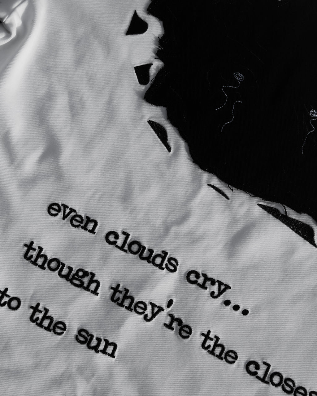 Tshirts Nuage Pleureur